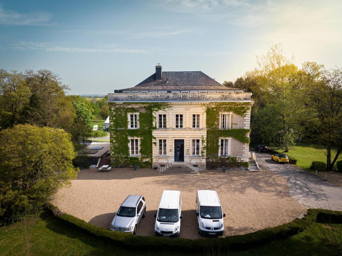 Bécon-les-Granits Institut Bois Robert酒店 外观 照片